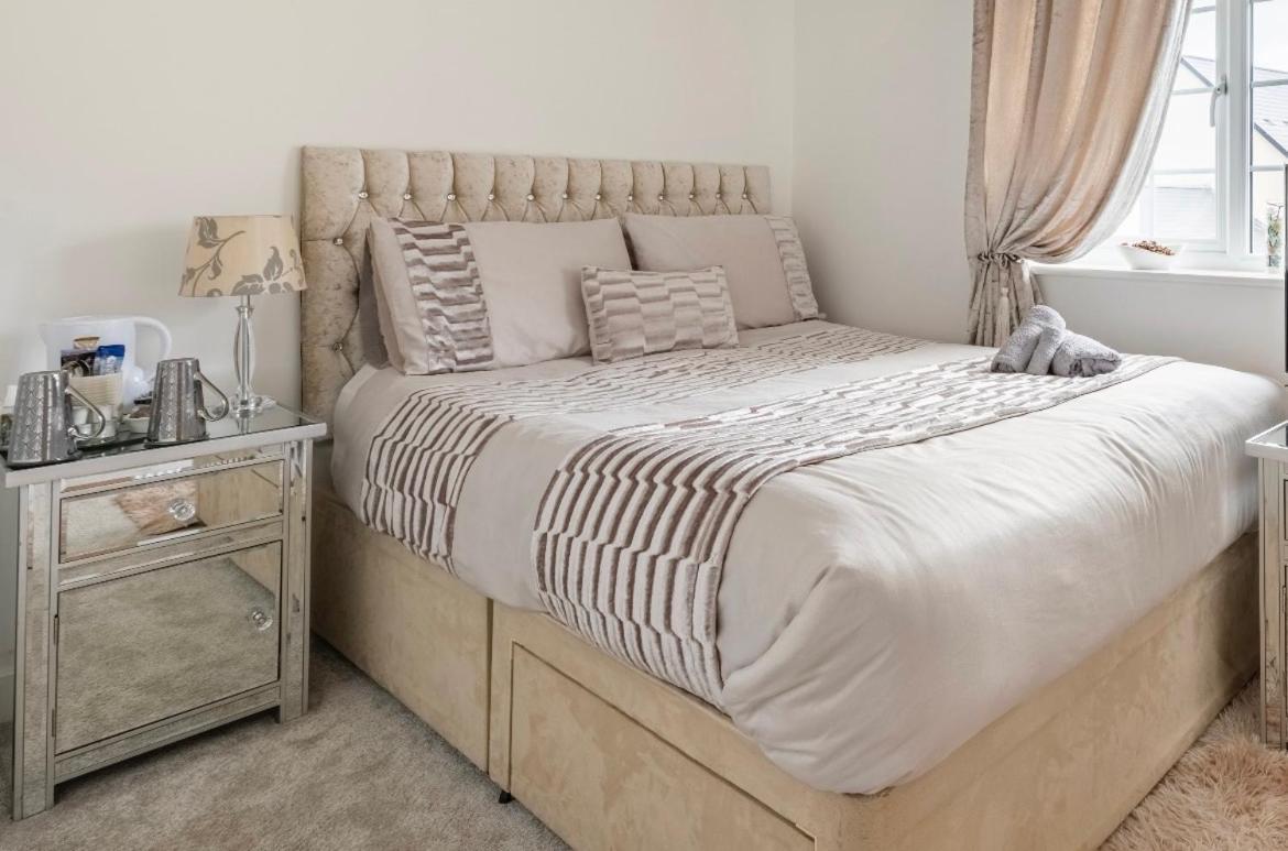 Fullers Modern And Stylish Room Chudleigh Exterior photo
